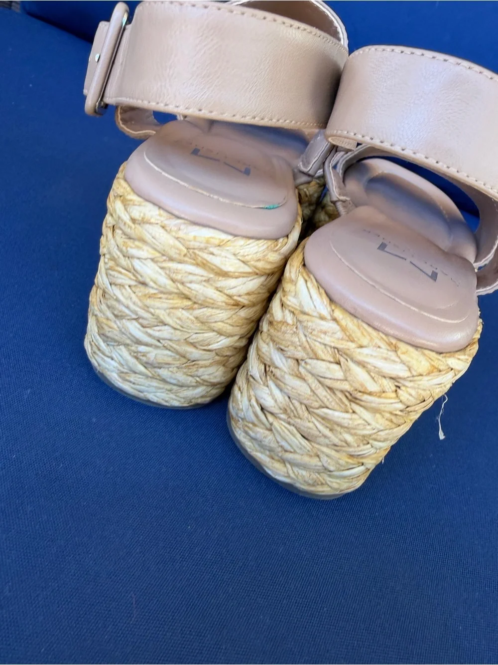 Marc Fisher LTD Raffia Platform Sandals 5.5M Tan Ankle Strap Resort Summer Shoe